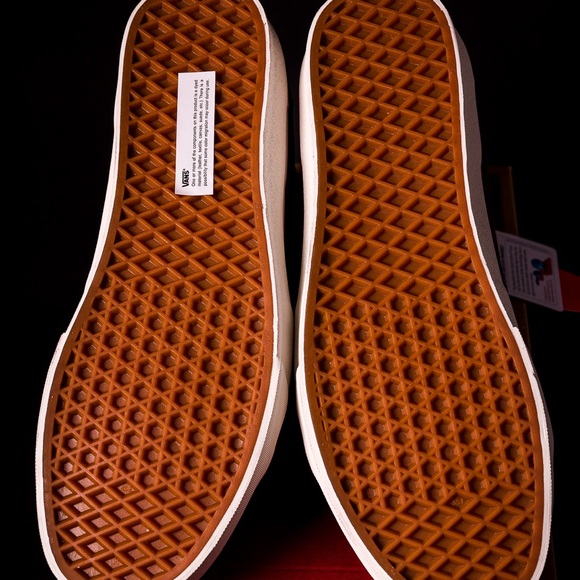 Vans Sk8-Hi Pomegranate Suede - Picture 5 of 6